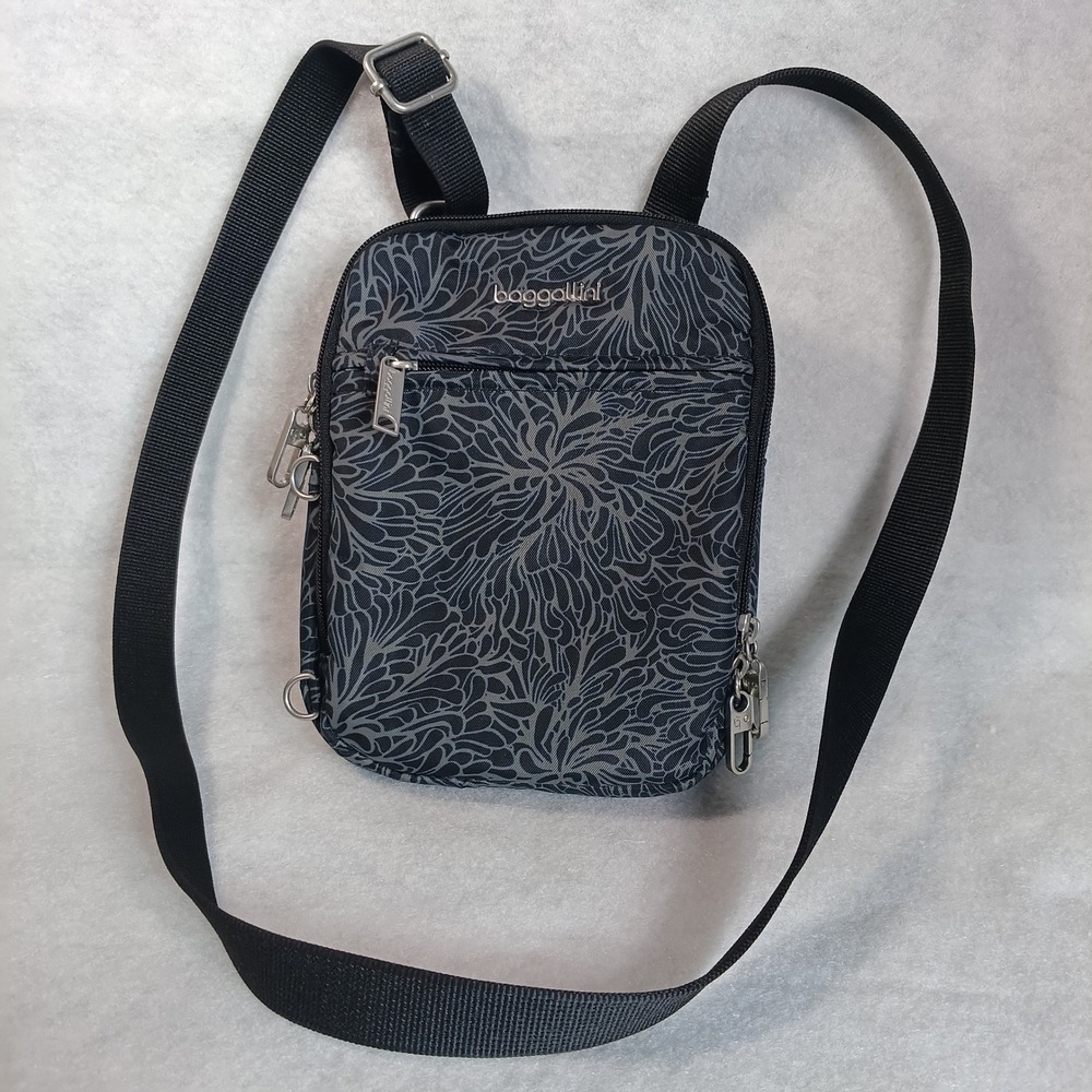 Baggallini Crossbody Bag Women Medium Gray Floral RFID Travel Nylon Purse
